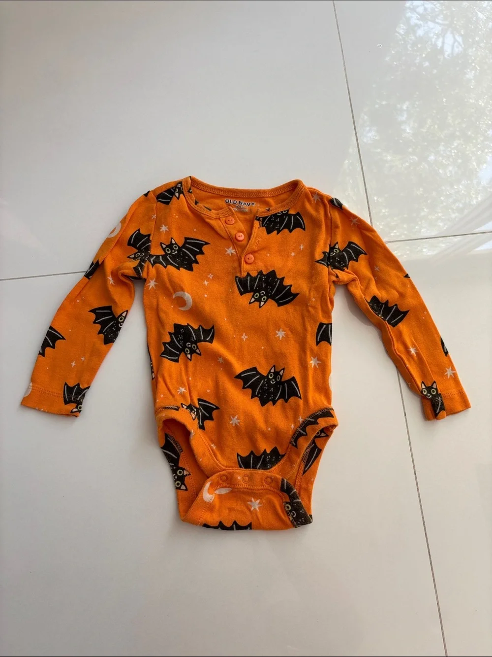 Old Navy Orange Long-Sleeve Halloween Bat Print Baby Bodysuit